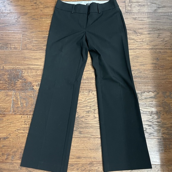 🔥🔥Host Pick🔥🔥 LOFT Marisa Trousers, Boot Cut, Black, 2S - Picture 2 of 4